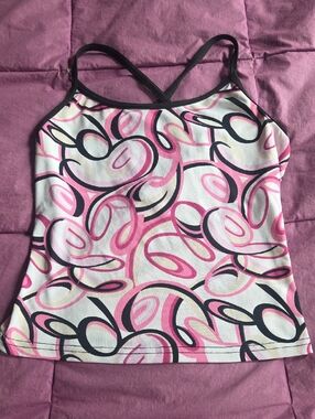 KOS☆USA Barbie Pink Swirl Strappy Camisole Lightweight Workout Top w Shelf Bra S